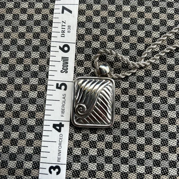 Silver Pendant Necklace - Picture 4 of 6